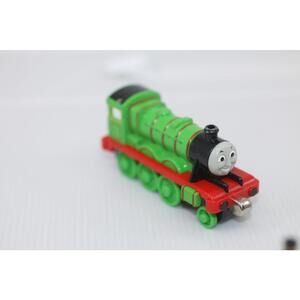 Thomas & Friends Green HENRY Train Metal Engine 2002 Learning Curve Gullane